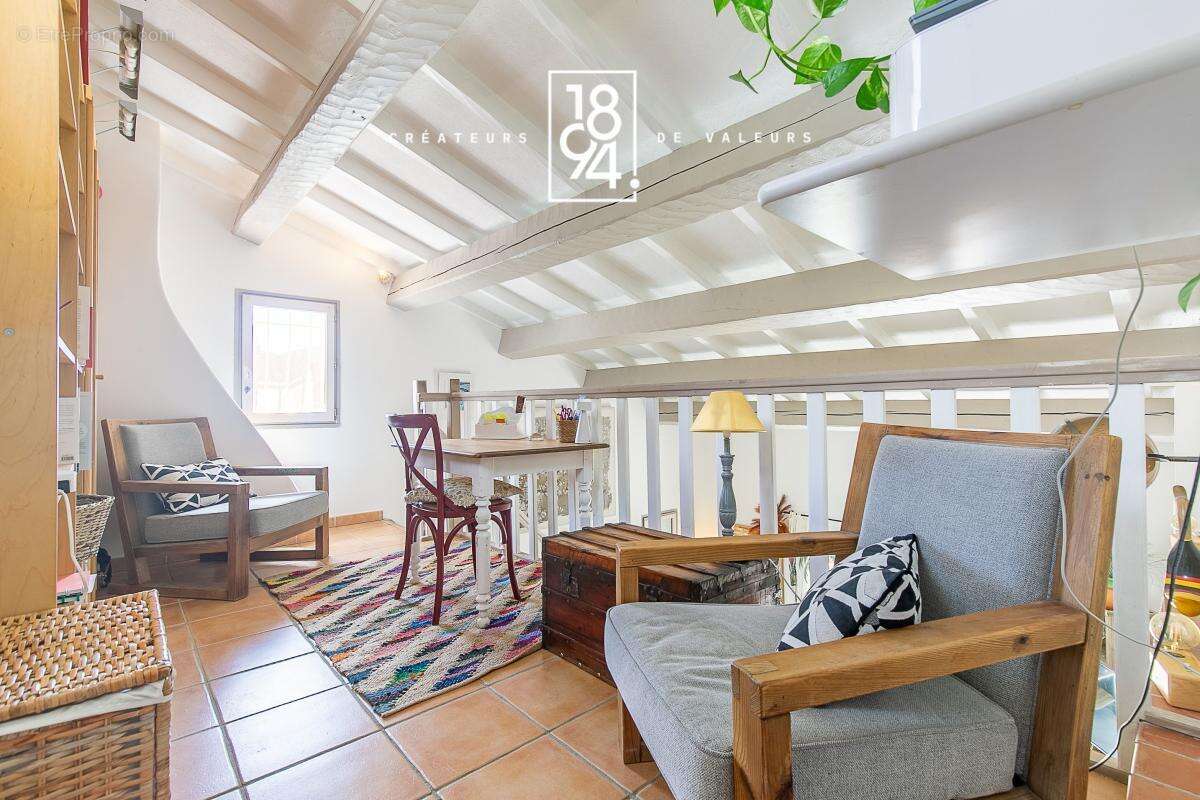 Maison à SAINT-ZACHARIE