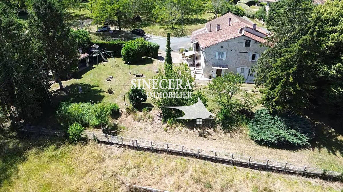 Maison à RIBERAC