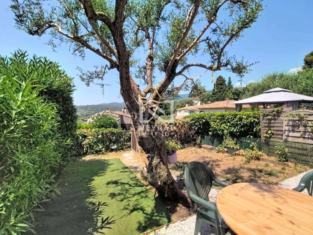 FAYENCE – Maison familiale - TRIPLEX avec jardin et superbe vue dégagée - photo 4