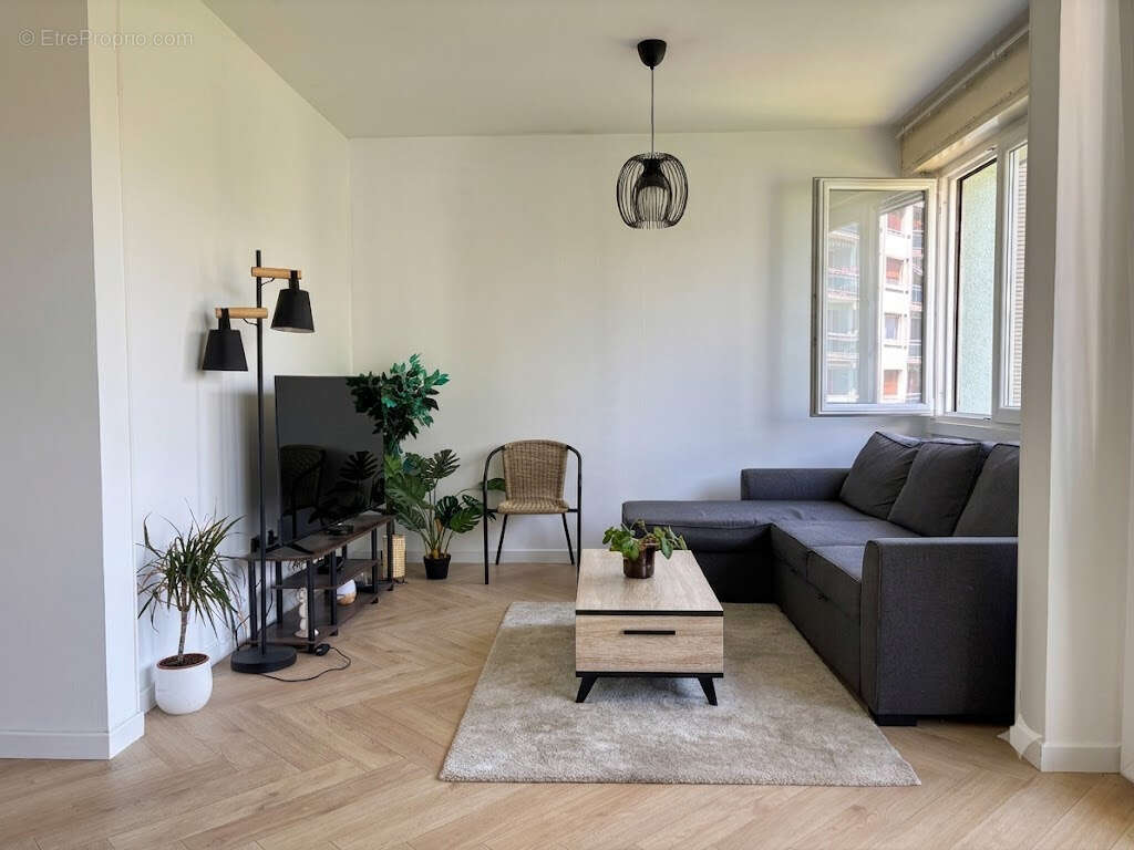 Appartement à VALENCIENNES