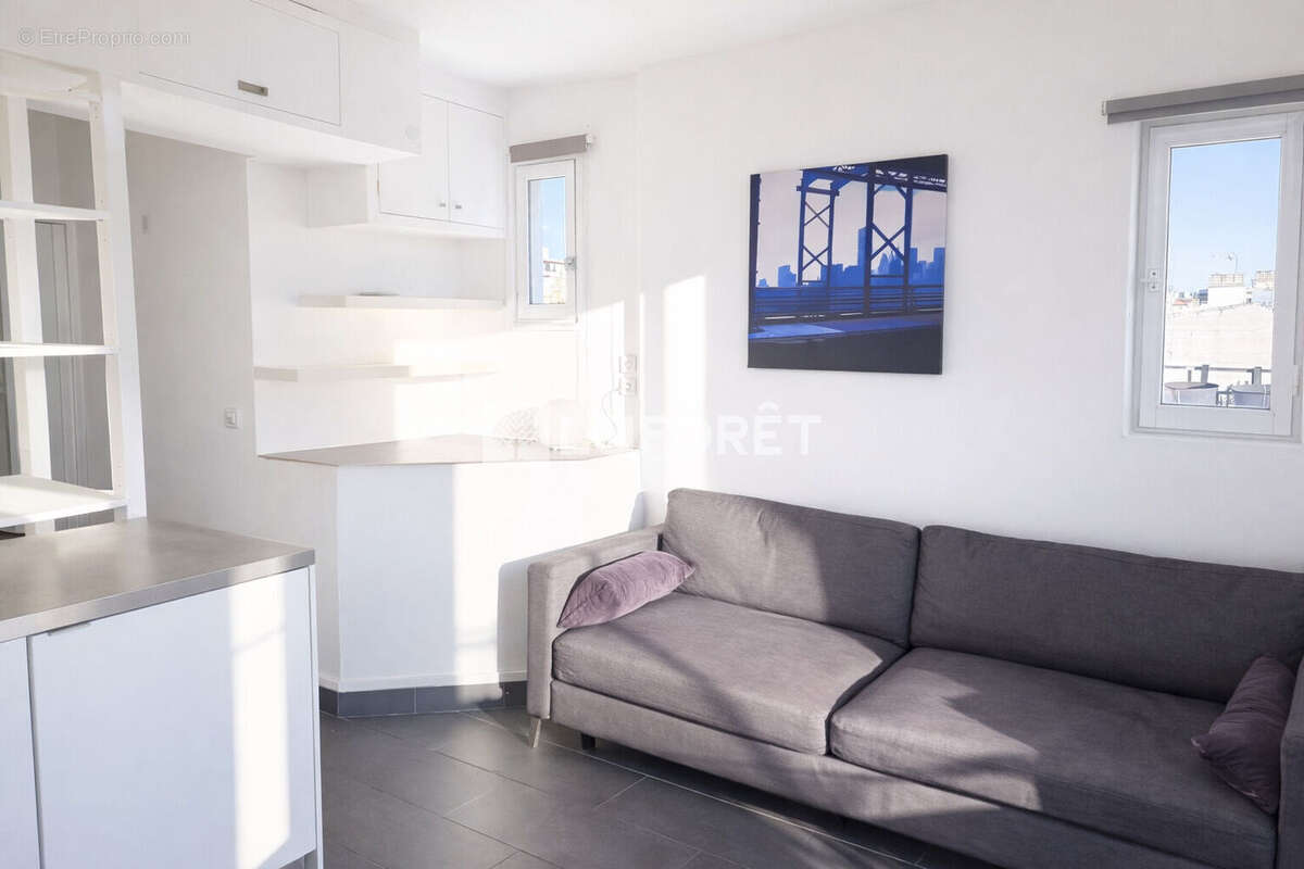 Appartement à PARIS-15E