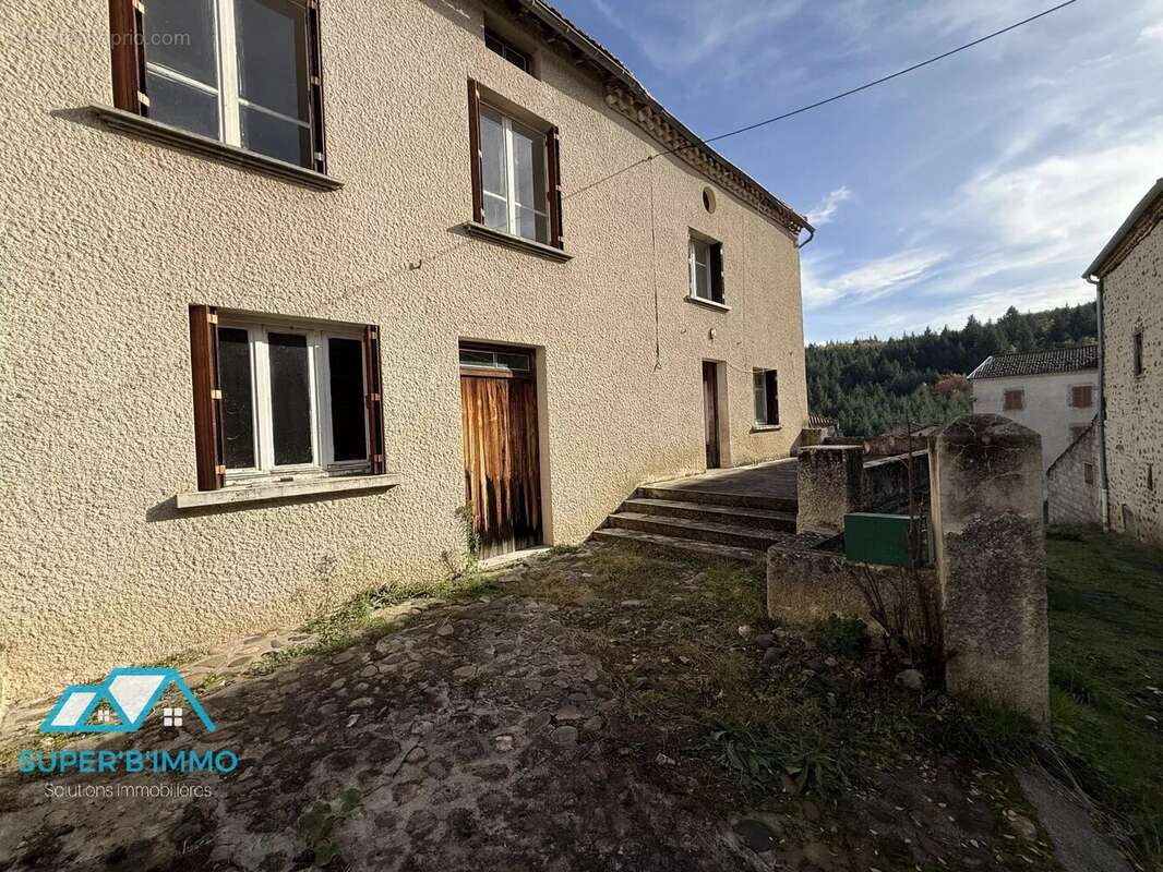 Maison à SAINT-JUST-PRES-BRIOUDE