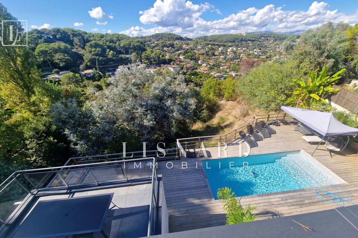 Maison 103 m² à Vallauris  - photo 2