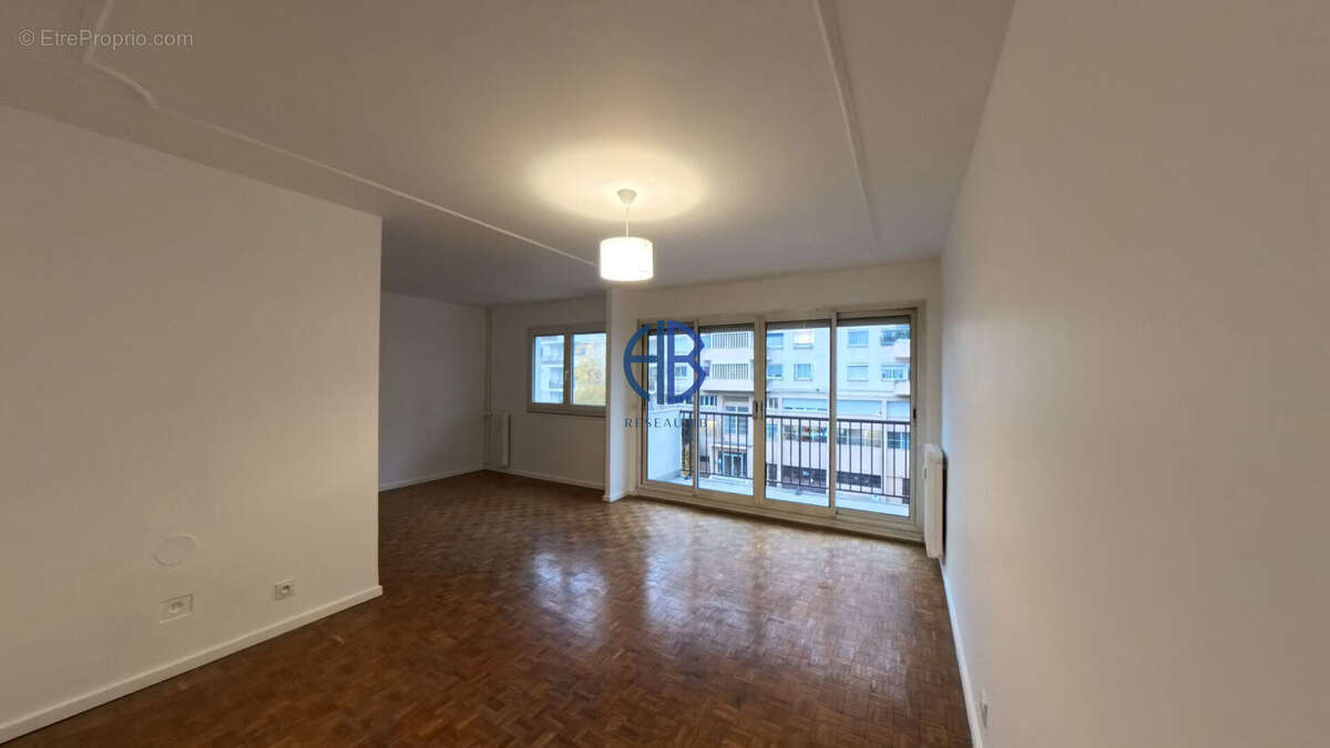 Appartement à POISSY