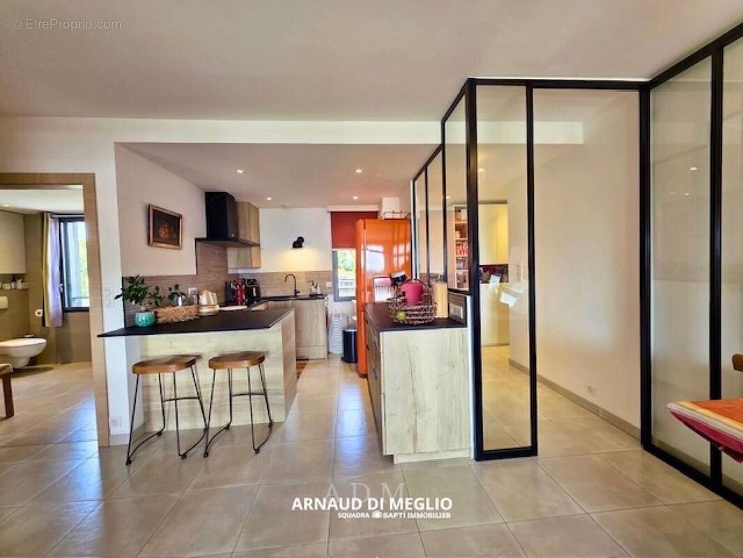 Appartement 67 m² à Porto-Vecchio  - photo 8