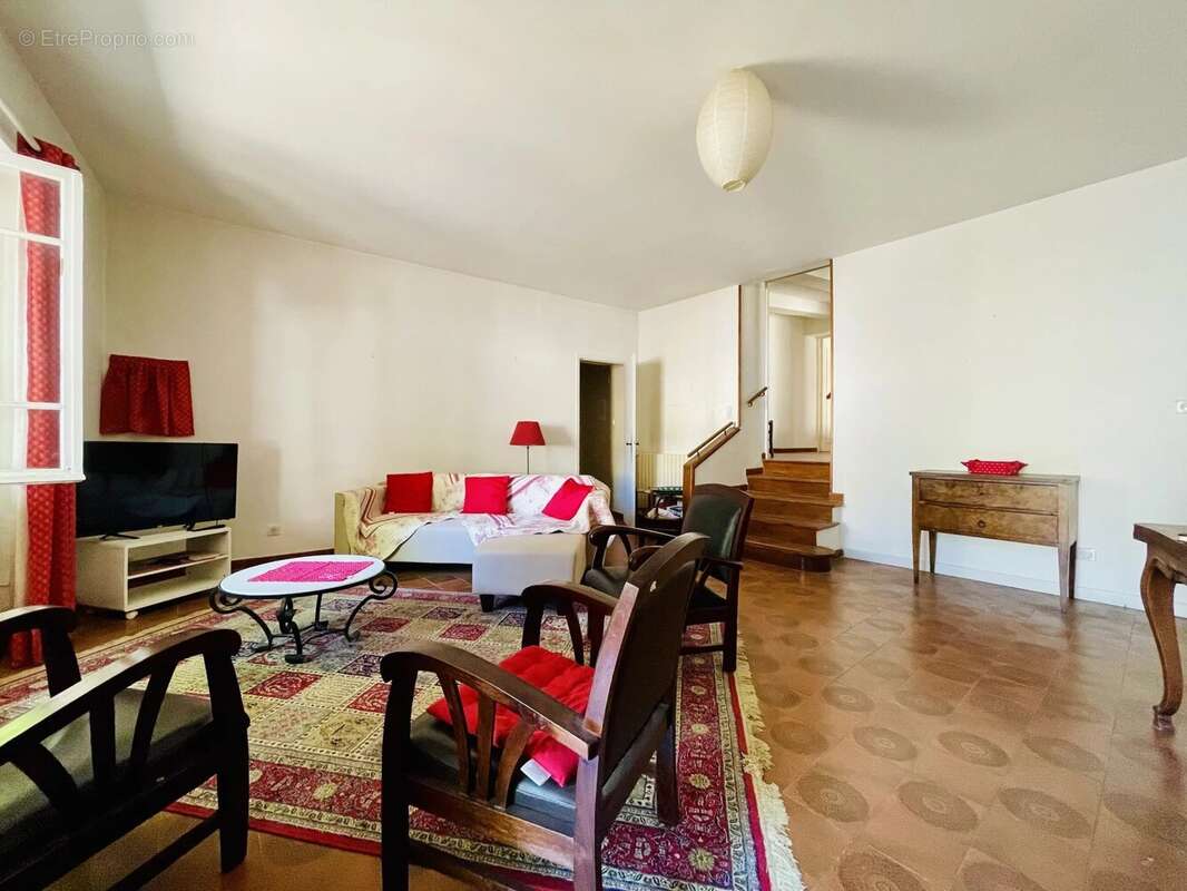Maison à MALAUCENE