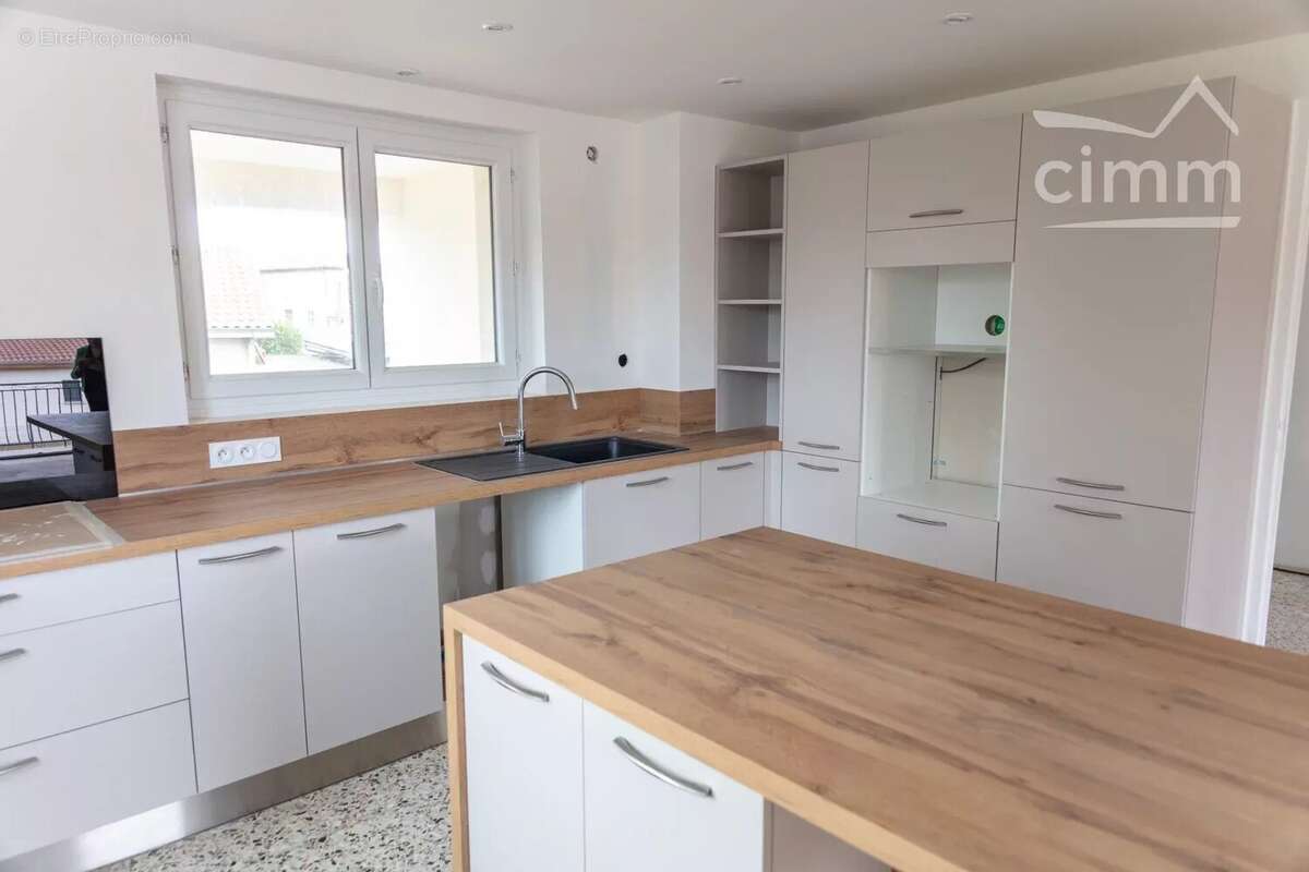 Maison à MARGERIE-CHANTAGRET