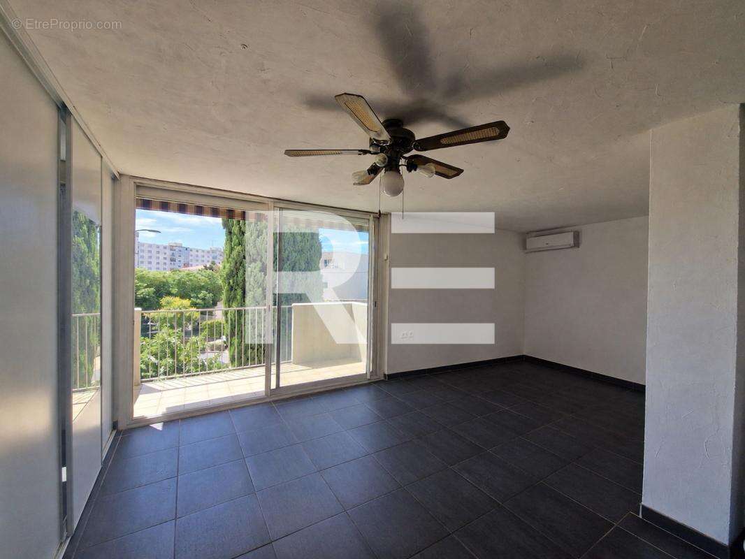 Appartement à NIMES