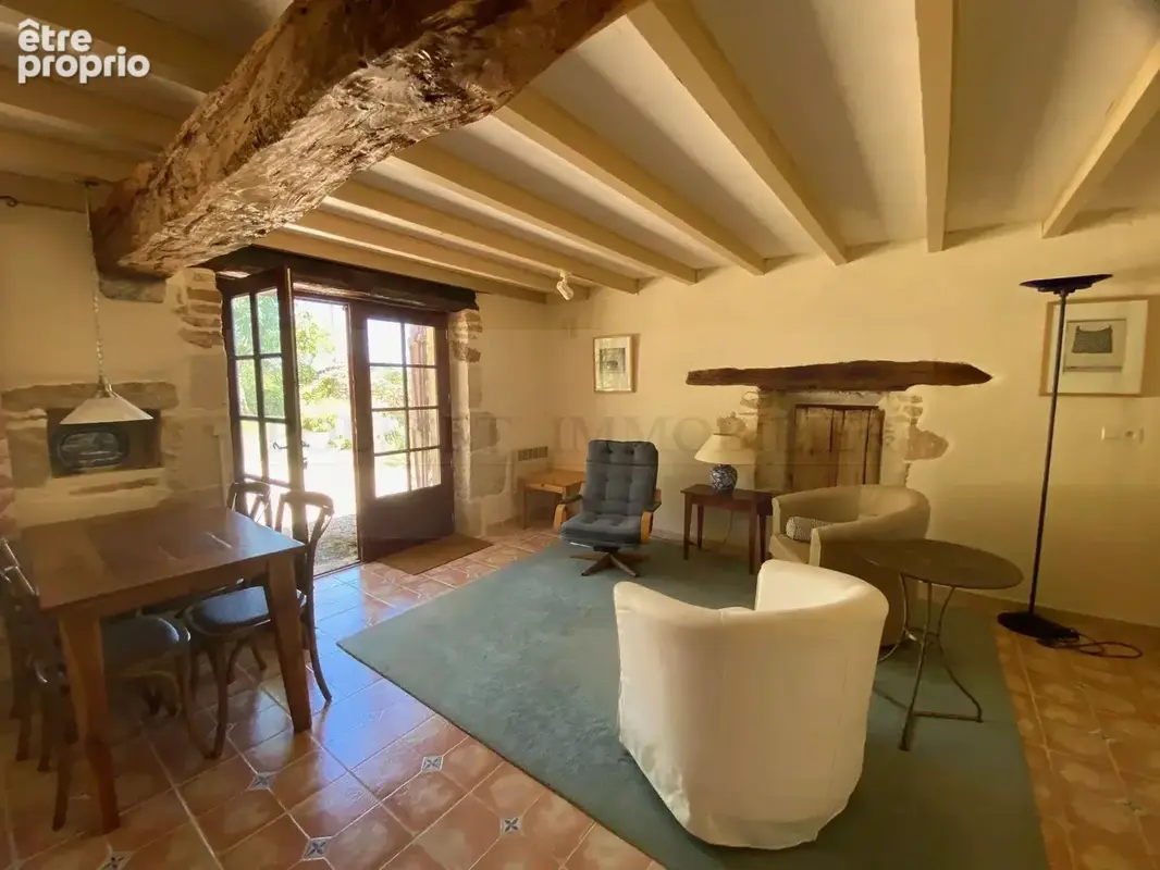 Superbe propriété en pierre avec gîte, piscine et dépendances au cœur de la vallée du Lot - photo 13