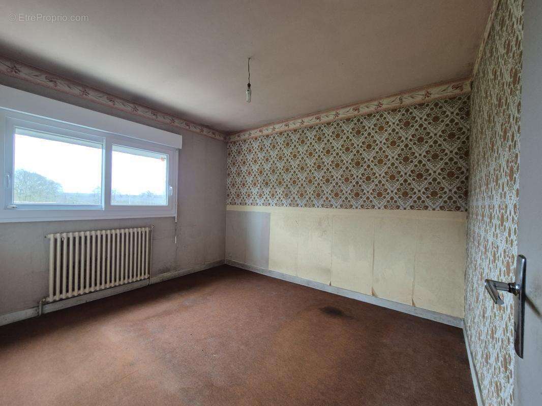 Maison à LA HARMOYE