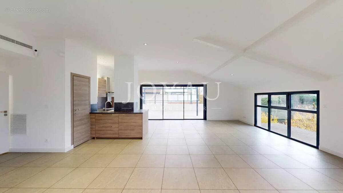 Appartement à QUINT-FONSEGRIVES