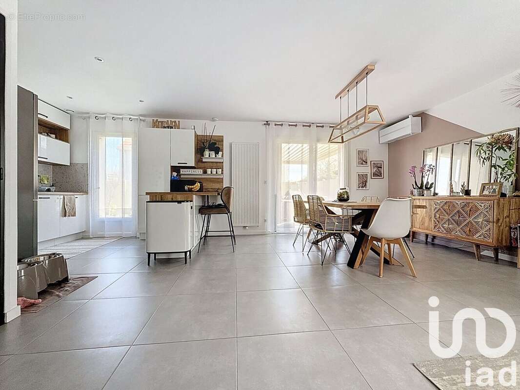 Photo 3 - Maison à MONTLHERY