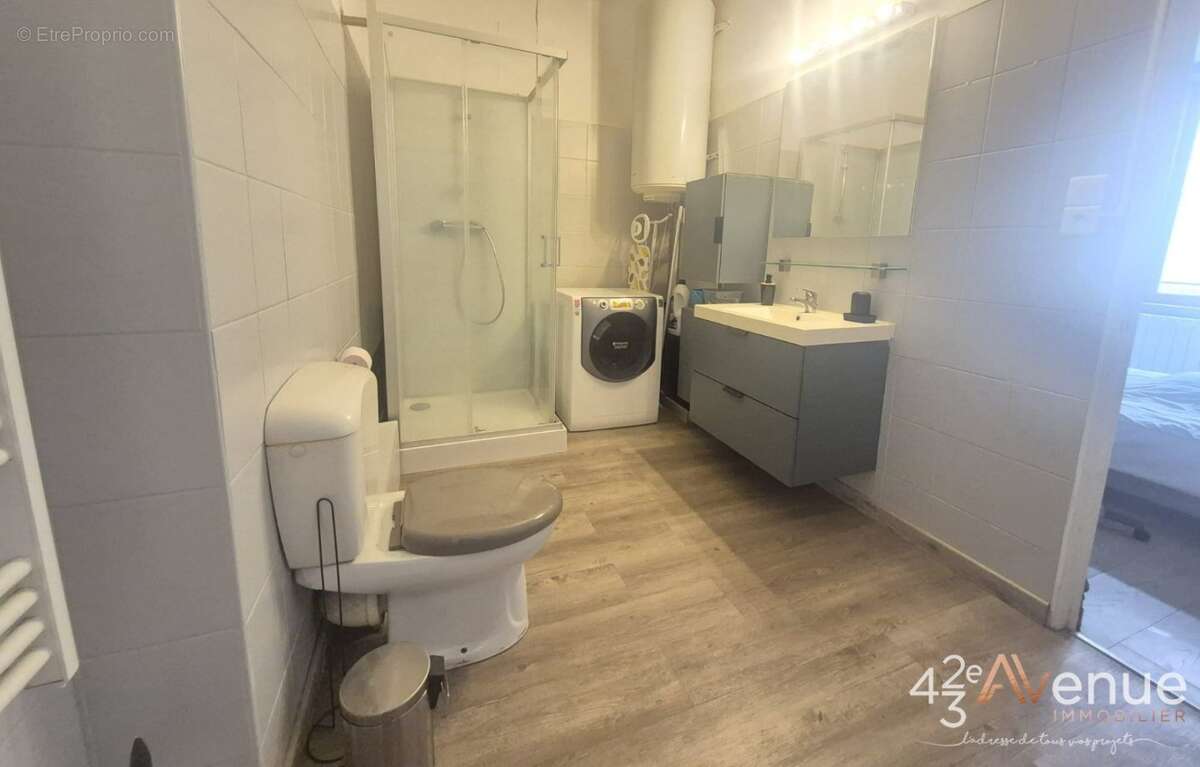 Appartement à SAINT-ETIENNE
