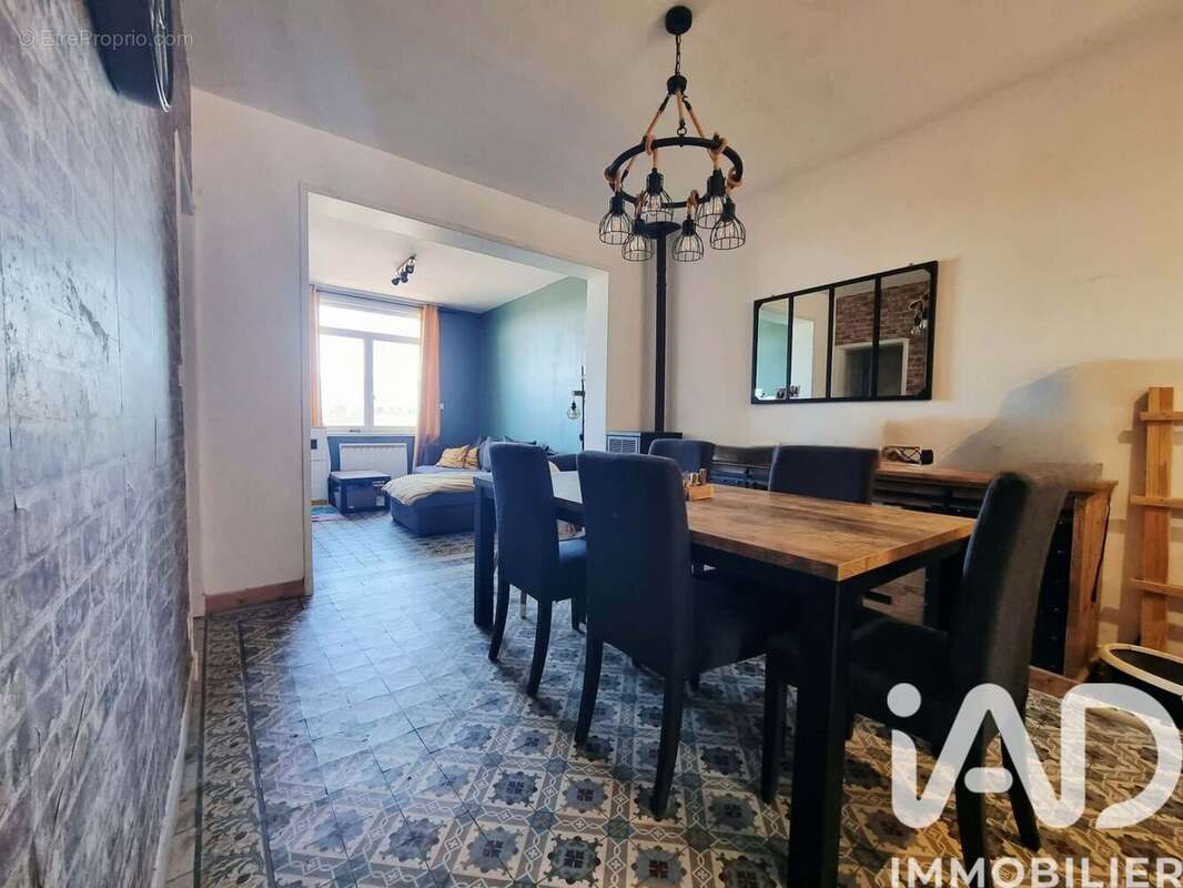 Photo 2 - Maison à DOUVRIN