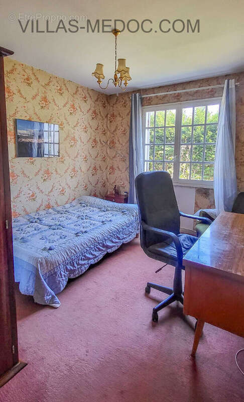 Maison à VENDAYS-MONTALIVET