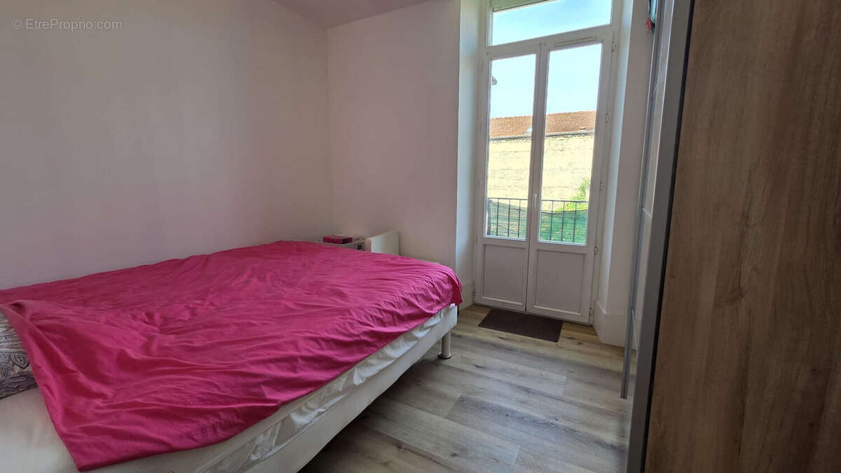 Appartement à ROMANS-SUR-ISERE