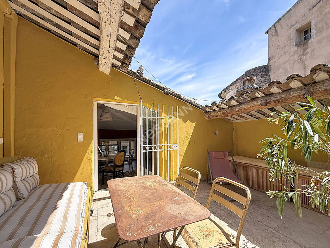 Maison à LOURMARIN