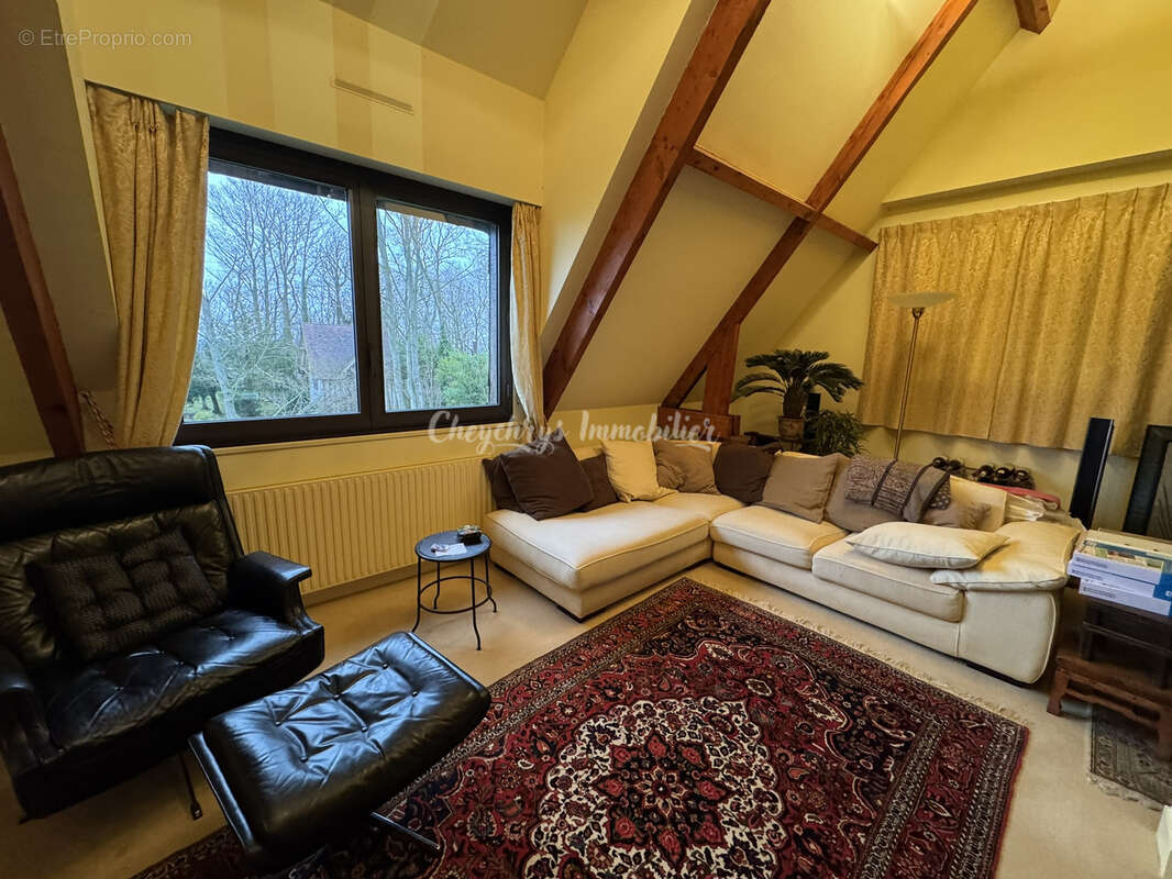 Appartement à EQUEMAUVILLE