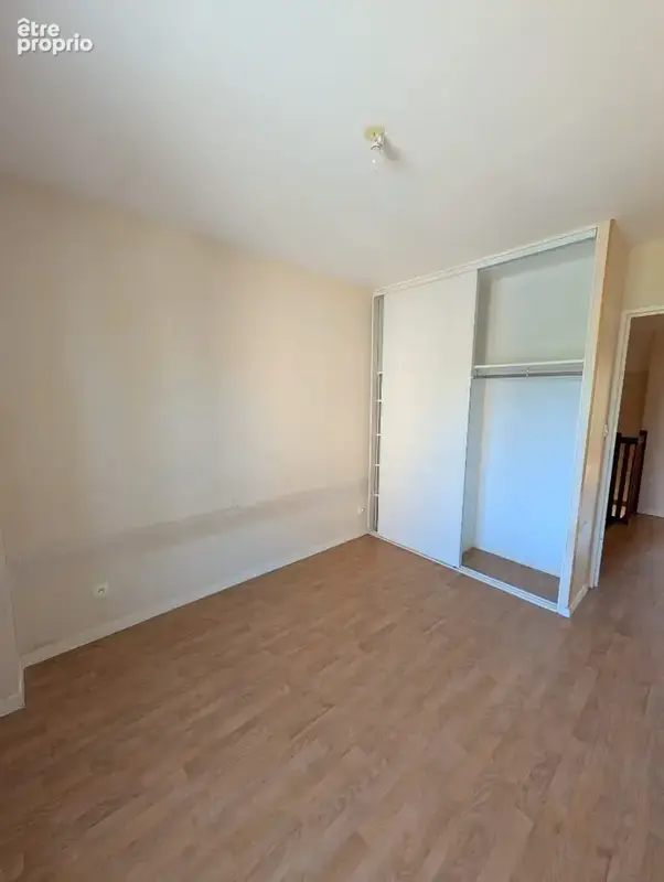 Maison 6 pièces 98 m² à vendre à Vitre (35500) - photo 5