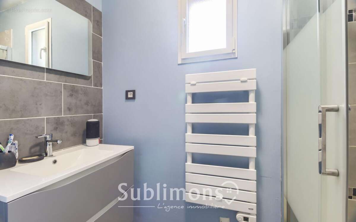 Maison à GRAND-CHAMP