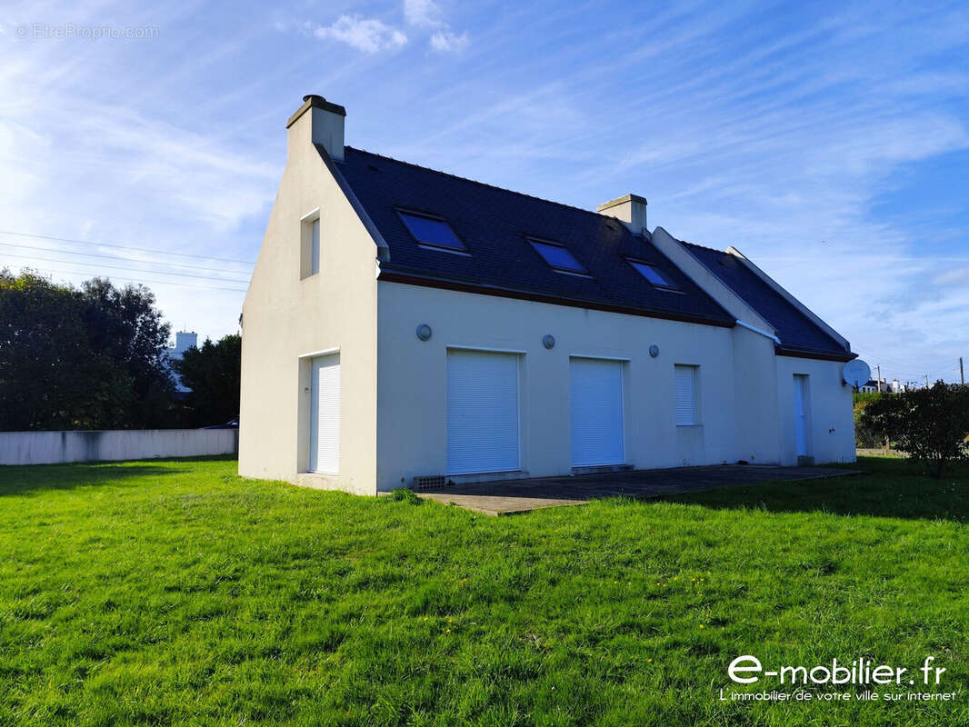 Façade est - Maison à GROIX