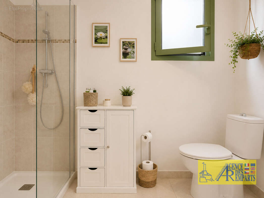 Appartement à VALLAURIS