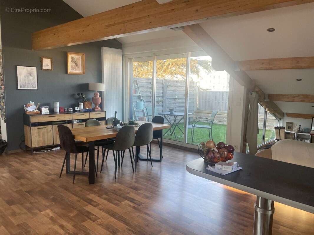 Appartement à ROMANS-SUR-ISERE