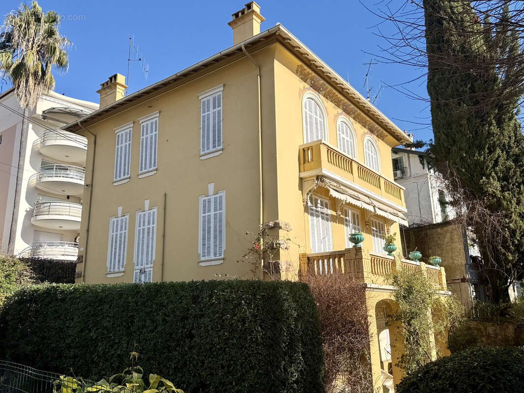 Maison à LE CANNET