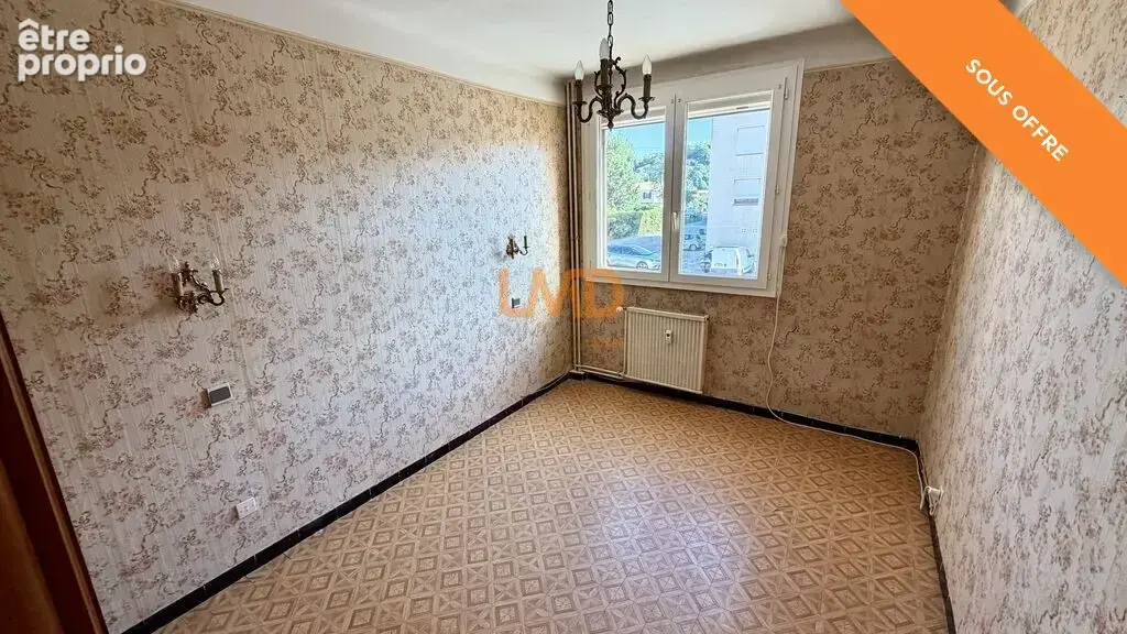 Trans-en-Provence – T2 55 m² – balcon sans vis-à-vis – garage – - photo 7