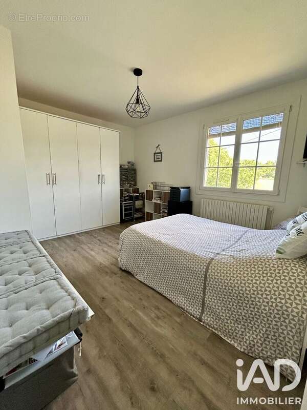 Maison 175 m² à Puylaroque  - photo 4