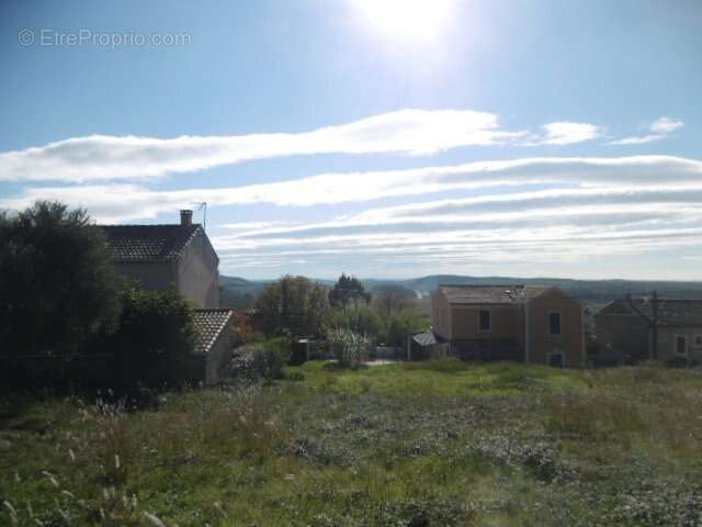Terrain à ROQUESSELS
