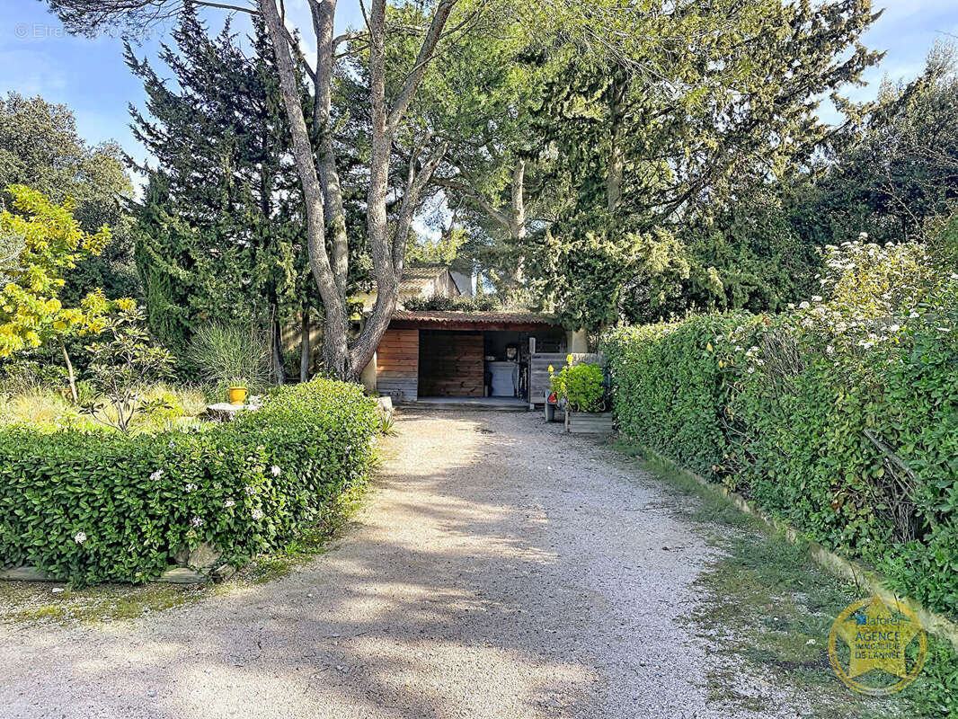 Maison à VILLENEUVE-LES-AVIGNON