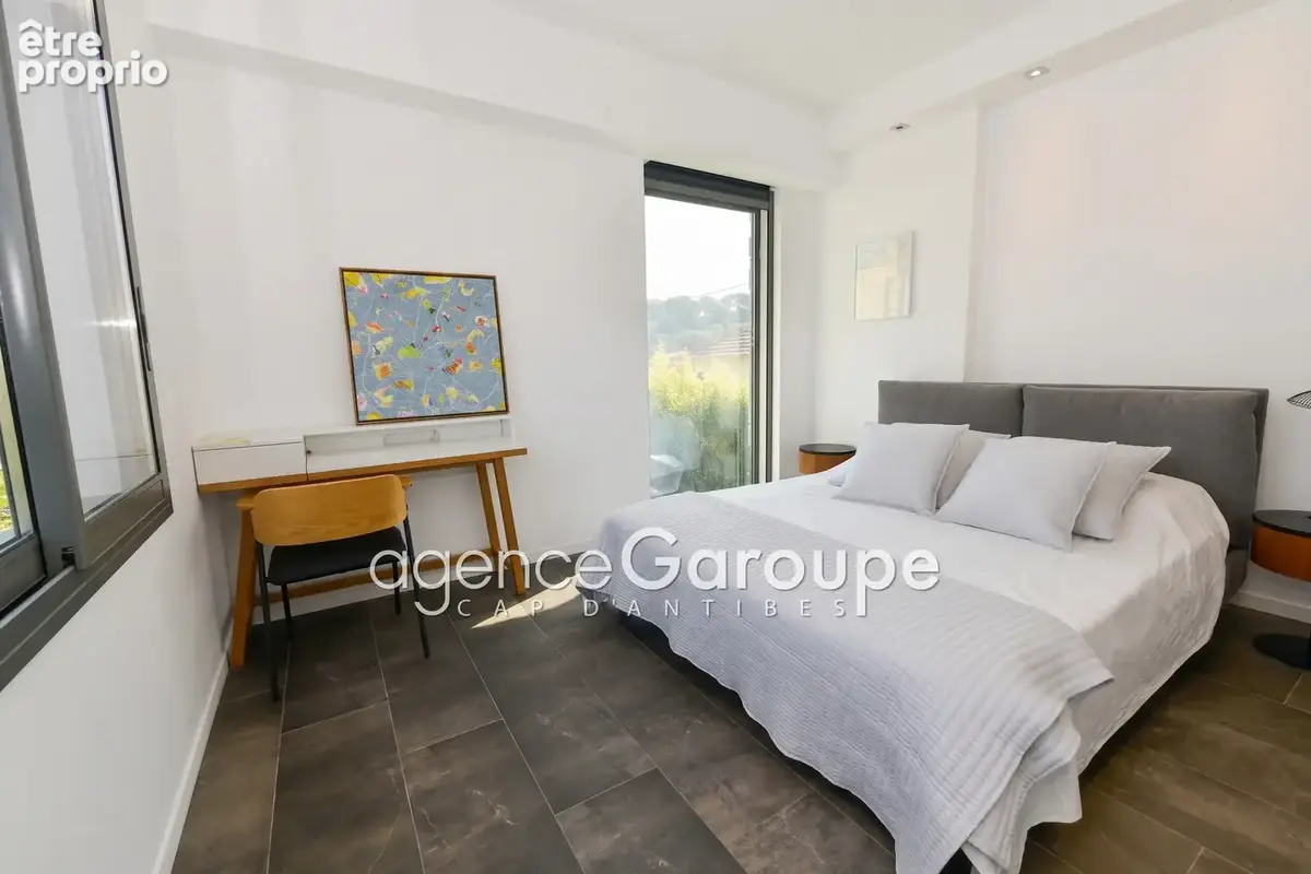 Maison 160 m² à Antibes  - photo 5