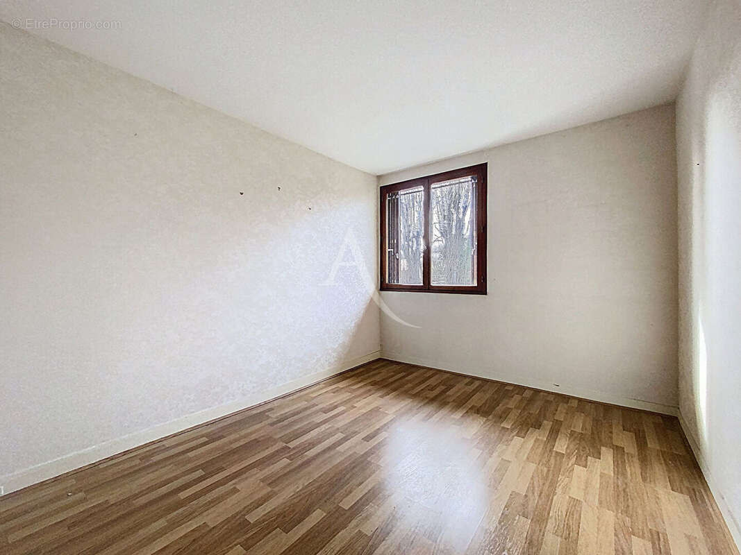 Appartement à MAREIL-MARLY