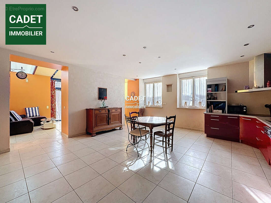 Maison à LA LUCERNE-D'OUTREMER