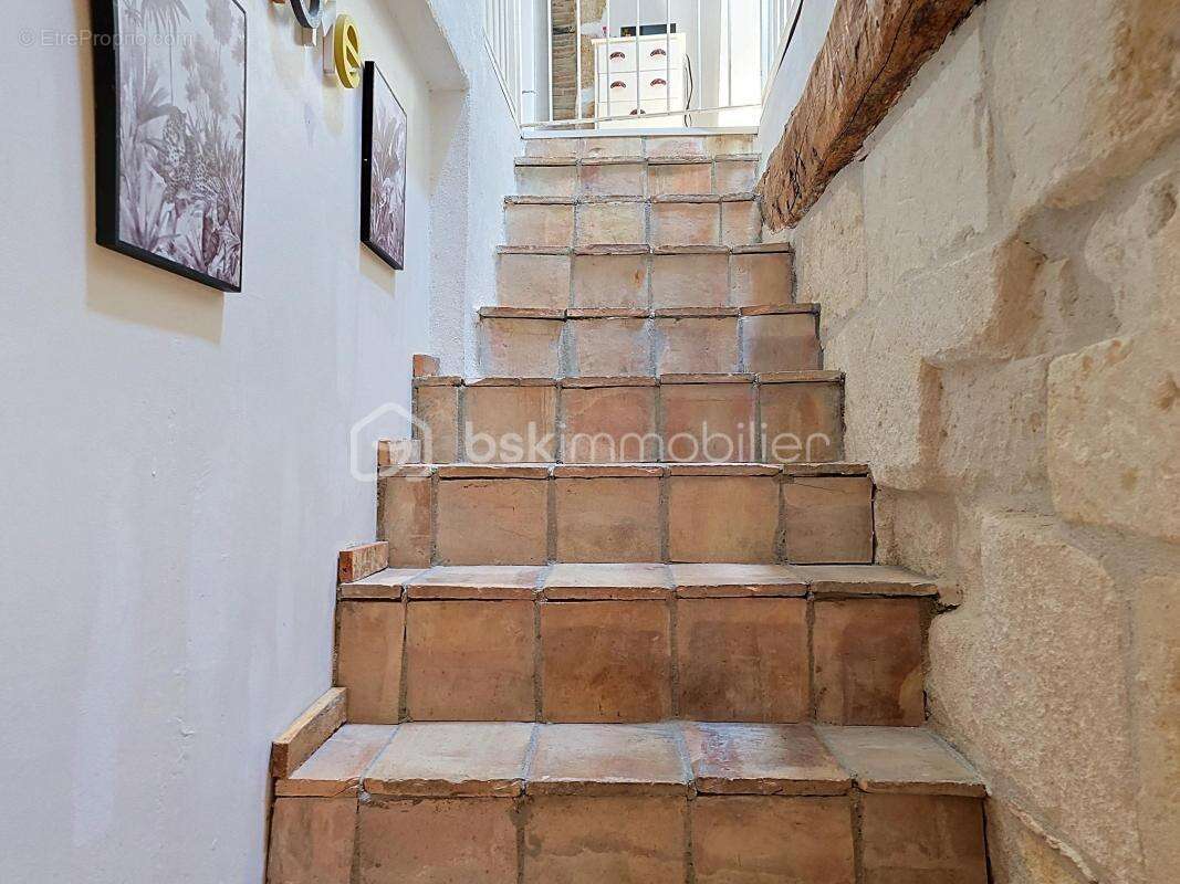 Maison de village avec terrasse et garage au coeur de Meynes - photo 3