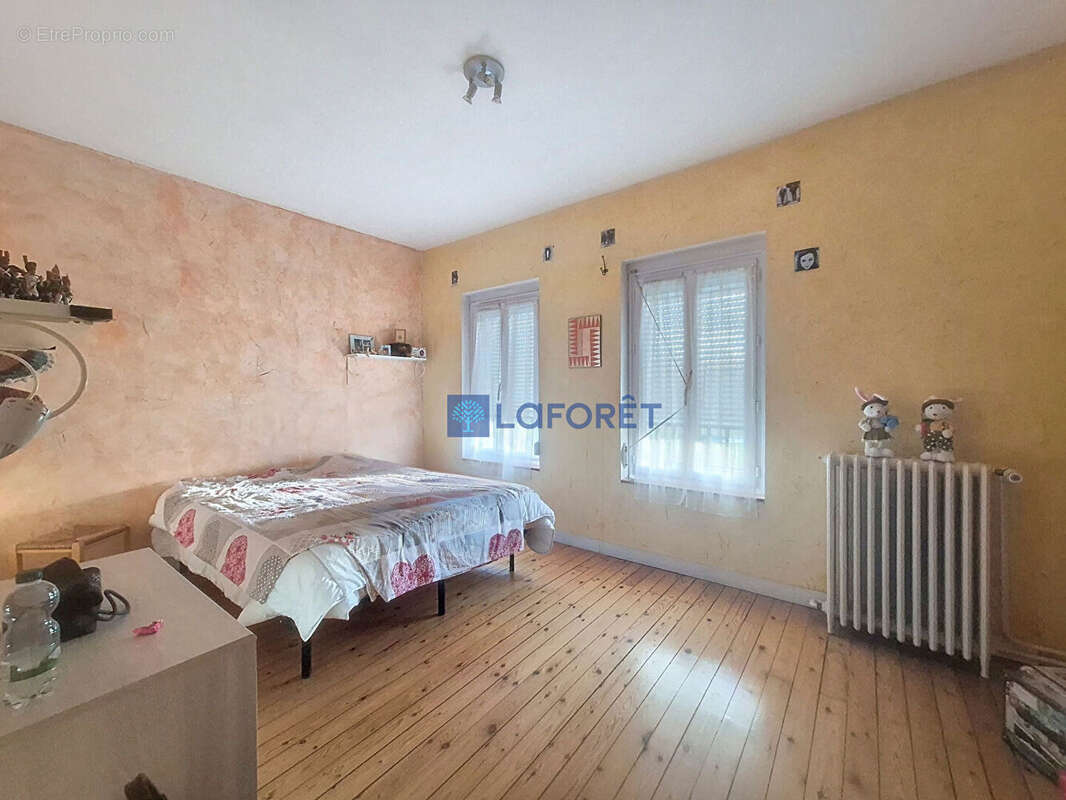 Maison Villequier Aumont 8 pièces - photo 5