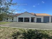 Maison à MONTREUIL-BELLAY