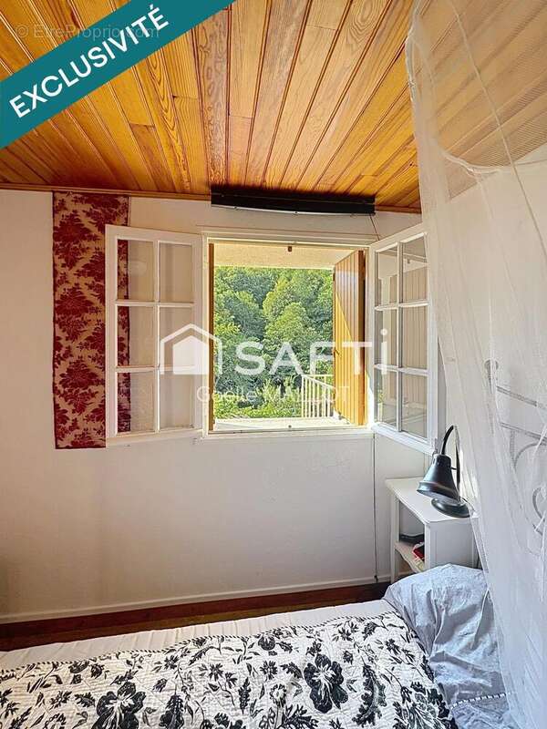 Maison 90 m² à Saint-Laurent-De-Cerdans  - photo 5