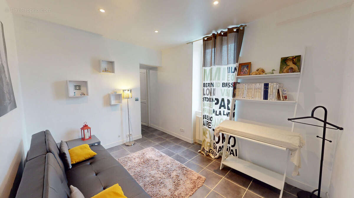 Maison à GERMIGNY-L&#039;EXEMPT