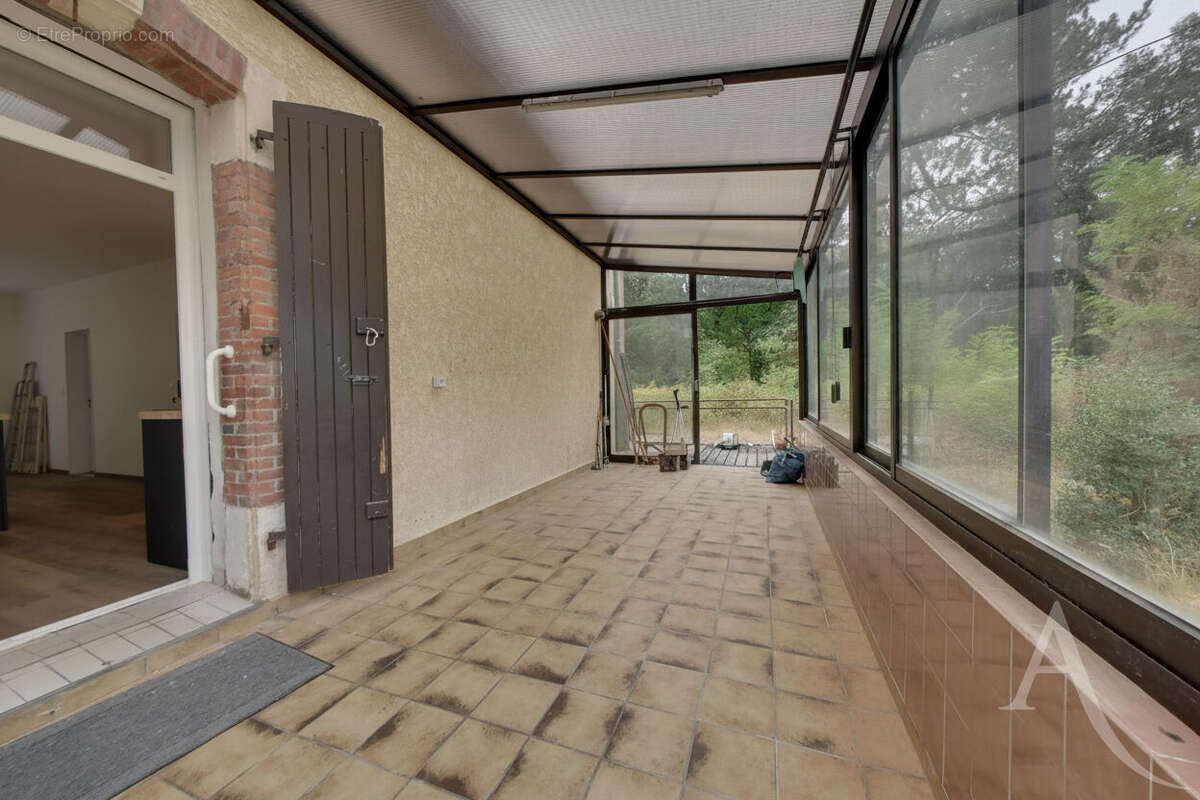 SOUSTONS-PLAGE -Maison de maître rénovée de 176 m² avec grange de 120 m² sur un airial - photo 13