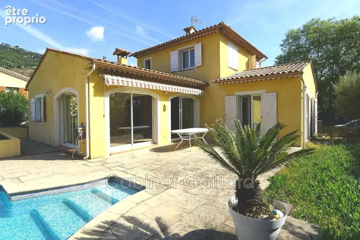 Maison à PEYMEINADE