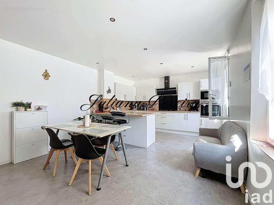 Photo 7 - Maison à FONTENAY-SAINT-PERE