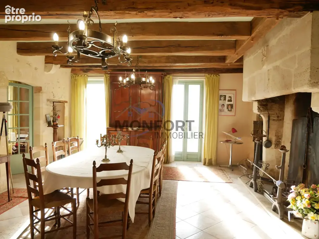 Authentique maison de caractère avec dépendances, cour en pierre et vue sur les vignobles de Saint-Émilion - photo 3