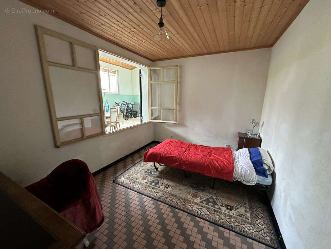 Maison à TOMBEBOEUF