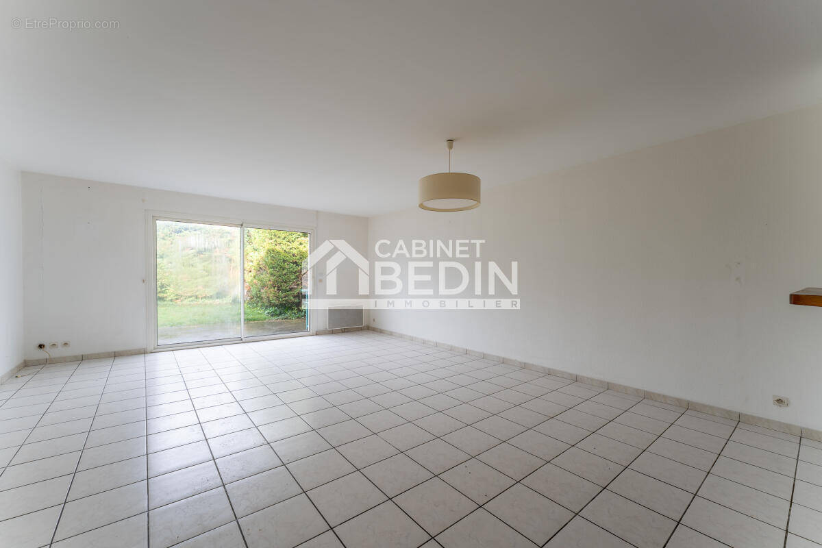 Maison à BLANQUEFORT