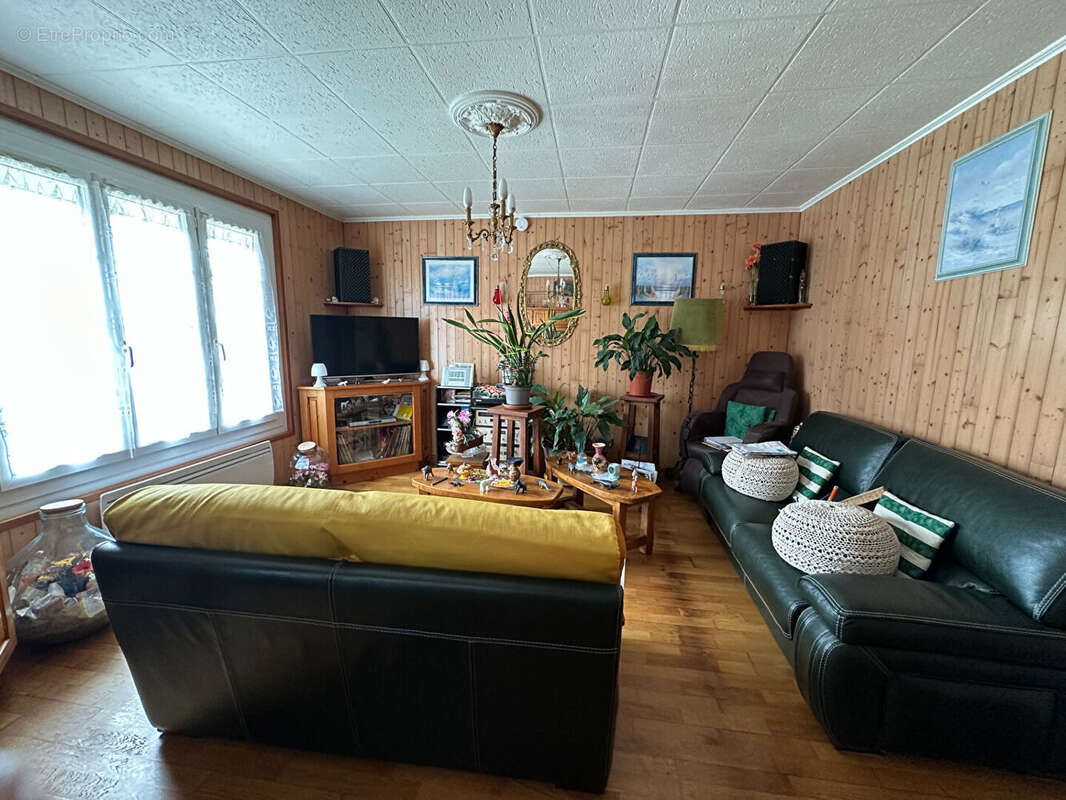 Maison à MESCHERS-SUR-GIRONDE