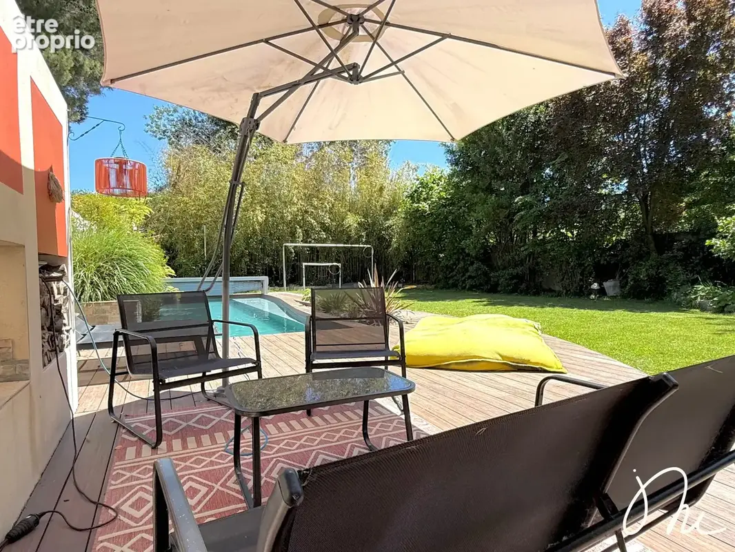Très belle maison familiale rénovée avec piscine et pool-house - photo 16