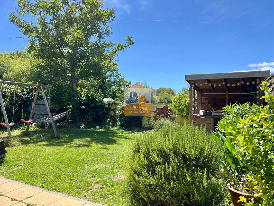 Maison à BOUGUENAIS