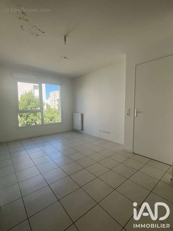 Photo 4 - Appartement à VAULX-EN-VELIN